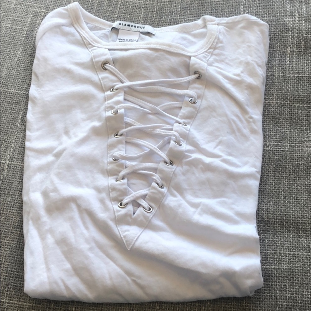 Size L Glamorous lace up front T-shirt in white